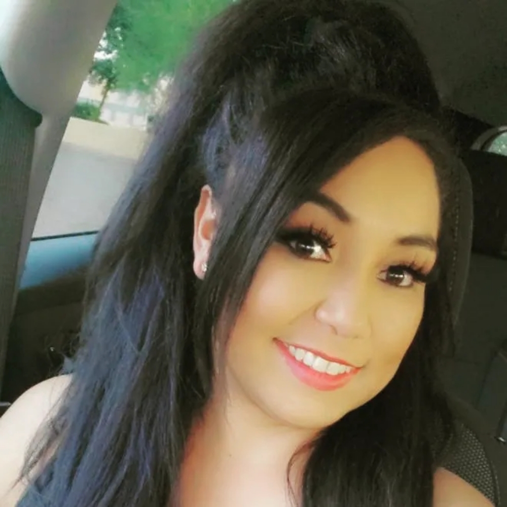 Meet your Posher, Stephanie